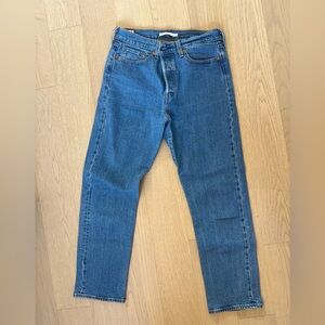 Levi's Wedgie Straight Leg Jeans - size 29